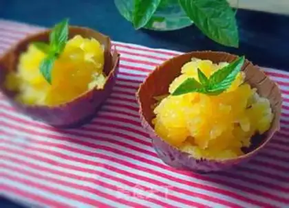 Make Mango ice chocolate cup step 5