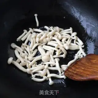 Make White mushroom fried sausage step 5