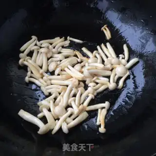 Make White mushroom fried sausage step 6