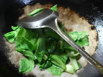Make Soup with greasy sauce step 3