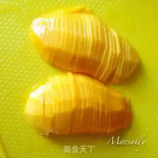 Make Homemade mango yogurt step 5