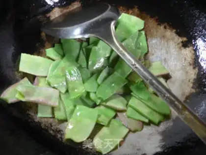 Make Tofu fried lentils step 2