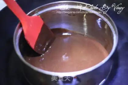Make Classic chocolate cake step 3