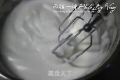 Make Classic chocolate cake step 7