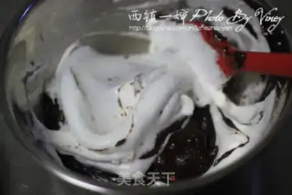 Make Classic chocolate cake step 10
