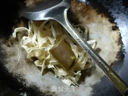 Make Curry egg noodles step 4