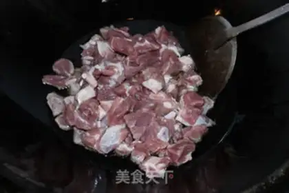 Make Peanut beef sauce step 3