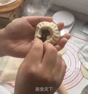 Make She