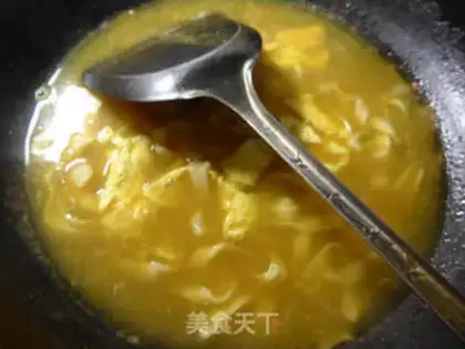 Make Curry egg noodles step 9
