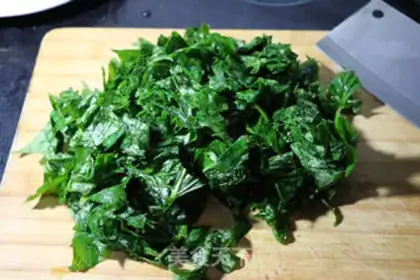 Make The red potato leaf nest step 1