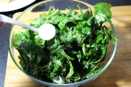 Make The red potato leaf nest step 2