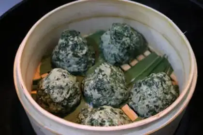 Make The red potato leaf nest step 4