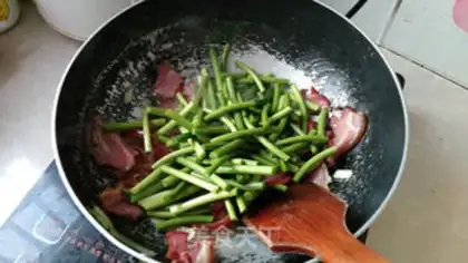 Make Garlic pork step 8
