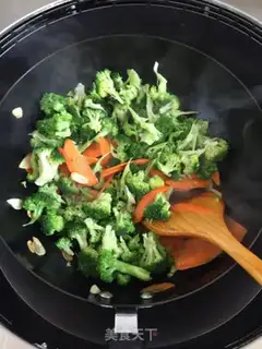 Make Garlic broccoli step 5