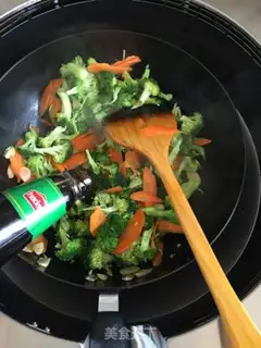 Make Garlic broccoli step 6