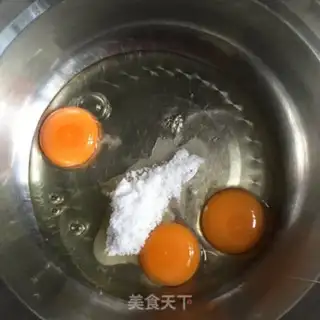 Make SpongeBob cake step 1