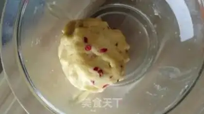 Make A rose cookie step 7