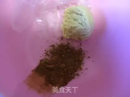 Make Panda cookies step 3