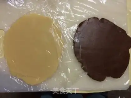Make Panda cookies step 4