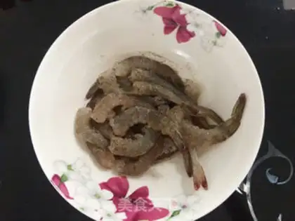 Make Beautiful golden phoenix shrimp step 1