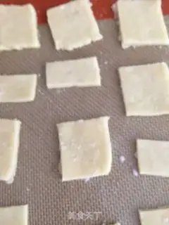 Make Milk crackers step 7