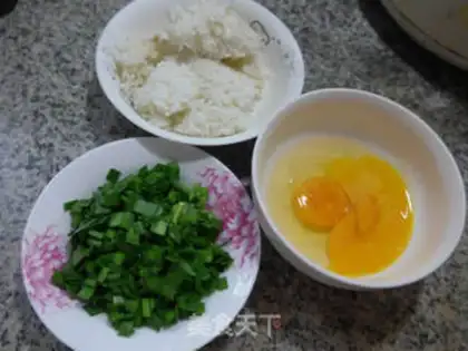 Make Scorch egg fried rice step 0