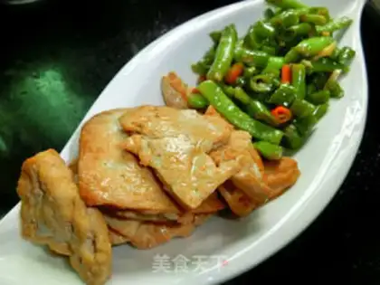 Make Spicy shrimp from a dry pot step 1