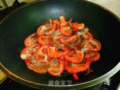 Make Spicy shrimp from a dry pot step 6