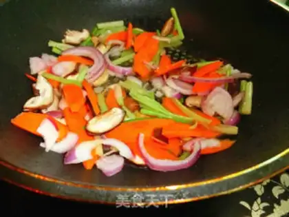 Make Spicy shrimp from a dry pot step 10