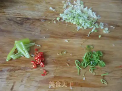 Make Spicy shrimp from a dry pot step 13
