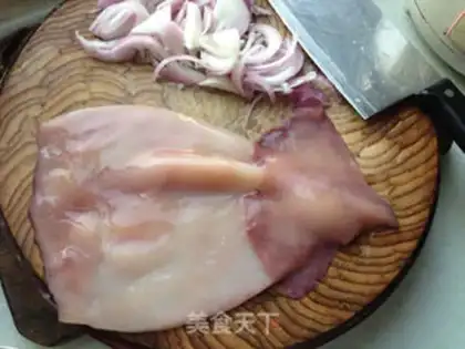 Make Squidfish rolls with macaroni sauce step 0