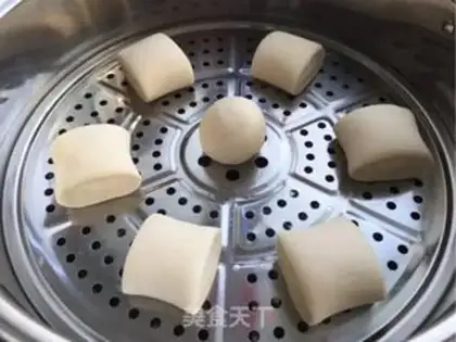 Make A hand knife to cut white buns step 9