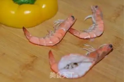 Make Thai spicy shrimp step 0