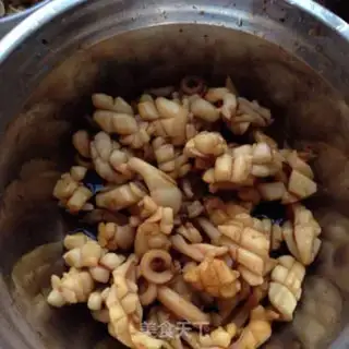 Make Squidfish rolls with macaroni sauce step 4