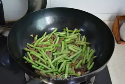 Make Sausage and beans step 4