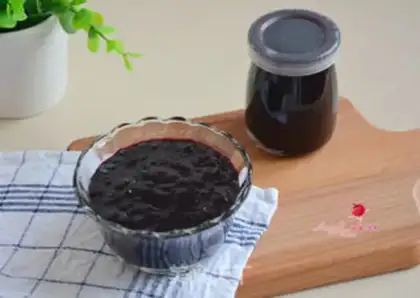 Make Homemade blueberry sauce step 6