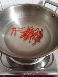 Make Spicy hands tore chickens step 3