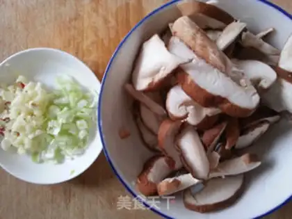 Make Pelican mushrooms step 1
