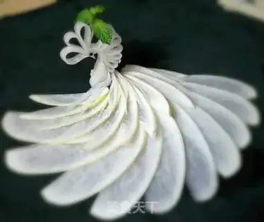 Make Peacock on white carrots step 6