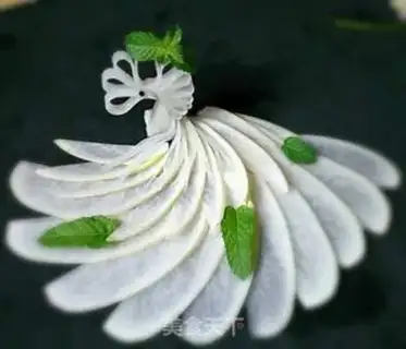 Make Peacock on white carrots step 7