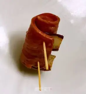 Make Bacon rolls step 4