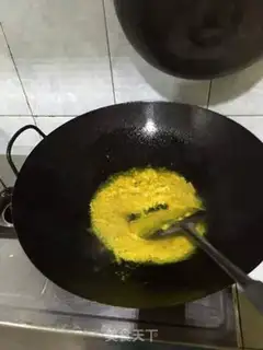 Make Indonesian curry fried chicken step 2