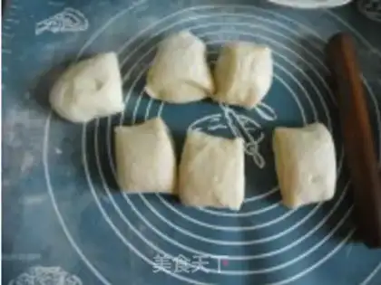 Make Egg and milk buns step 2