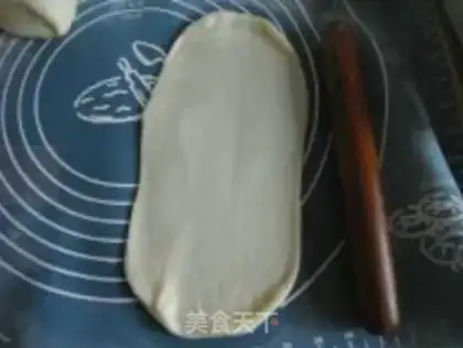 Make Egg and milk buns step 3