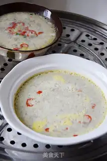 Make Crawling shrimp sauce and eggs step 4