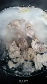 Make Pork soup step 2