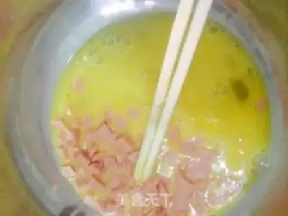 Make Ham and eggs step 2