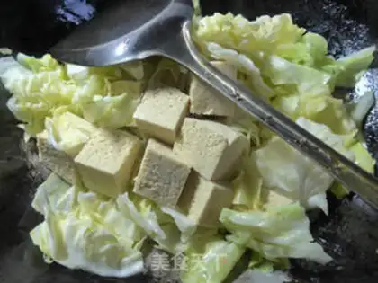 Make Frozen tofu with cabbage step 3
