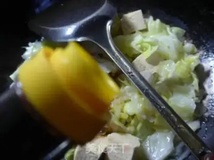 Make Frozen tofu with cabbage step 6