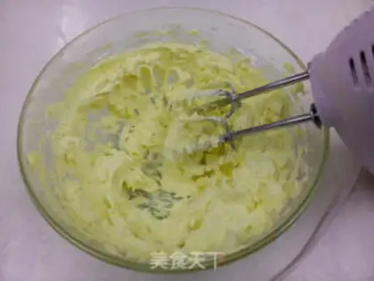 Make Cavay panda cookies step 2